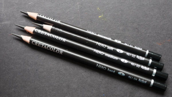 Review: Cretacolor Nero Pencil (Oil Based Charcoal) 
